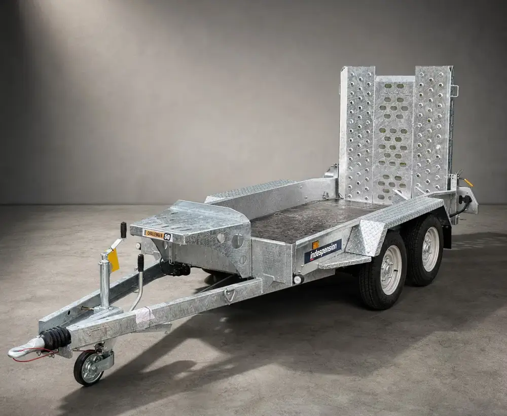 Indespension 9' x 4' Challenger 50 Beavertail Trailer - 2700kg - image 1 of 5