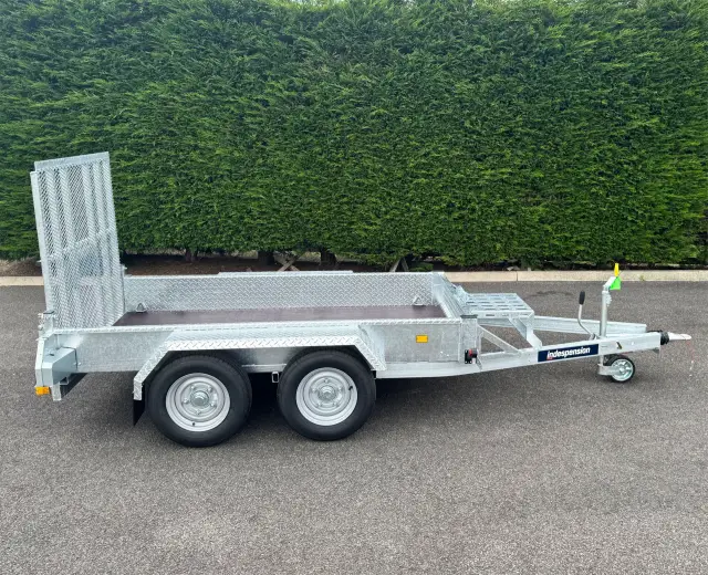 Indespension AD2000 8'3½" x 4'1½" Plant Trailer - 2700kg